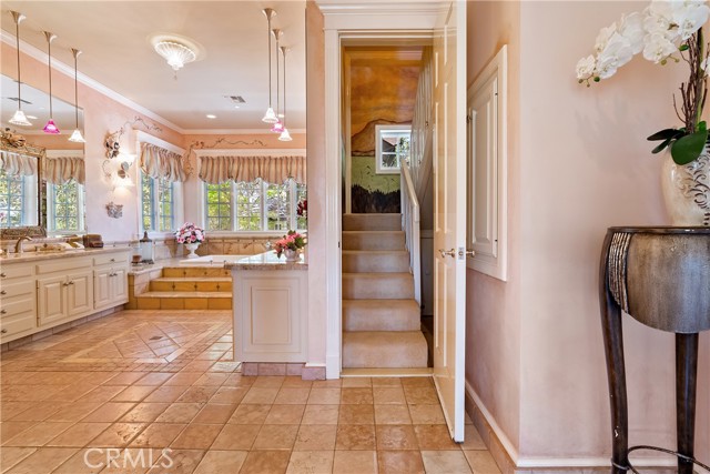 5405 Vineyard Drive, Paso Robles CA: https://media.crmls.org/medias/48b4e205-5f64-4c50-845f-b702900663b9.jpg