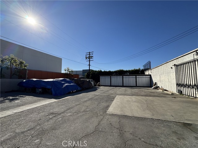 220 N Sunset Avenue, City Of Industry CA: https://media.crmls.org/medias/48b5a009-b5a6-409d-9871-4056dbbdedb7.jpg