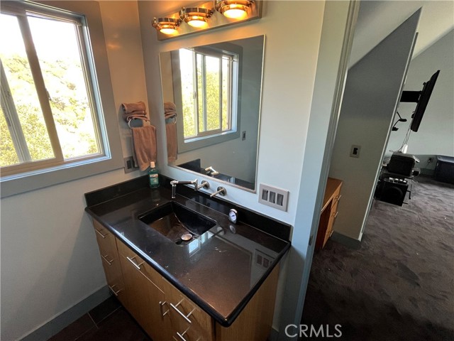 Image 42 of 49 For 240 Rich Gulch