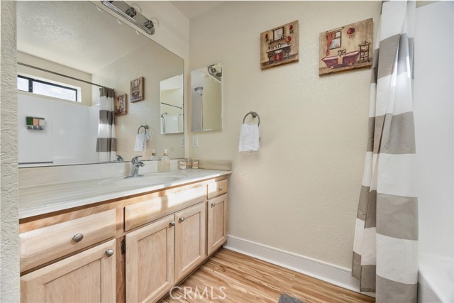 Detail Gallery Image 13 of 55 For 1408 Zermatt Dr, –,  CA 93222 - 3 Beds | 3/1 Baths