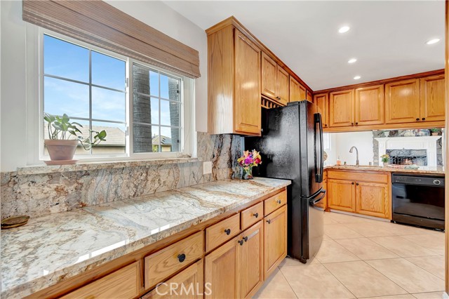 Detail Gallery Image 7 of 28 For 786 S Spanish Oak Ln, La Puente,  CA 91746 - 3 Beds | 1/1 Baths