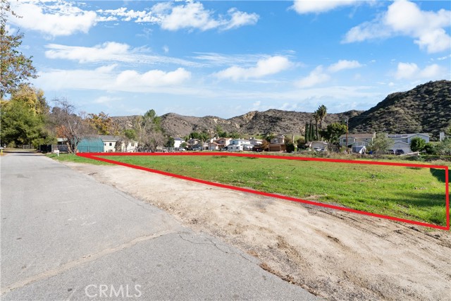 Detail Gallery Image 7 of 41 For 2 Taft Ct, Val Verde,  CA 91383 - – Beds | – Baths