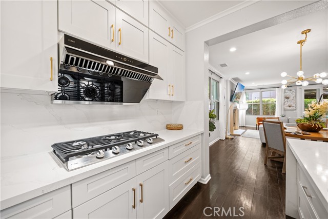 Detail Gallery Image 9 of 70 For 21 Fanpalm, Irvine,  CA 92620 - 4 Beds | 3 Baths