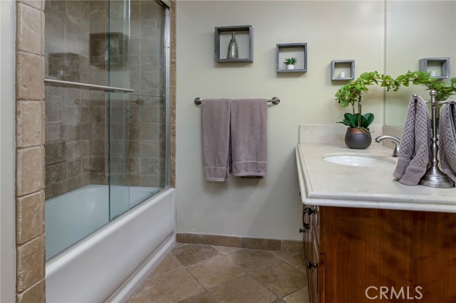 Image 28 of 42 For 16186 Peterson Drive