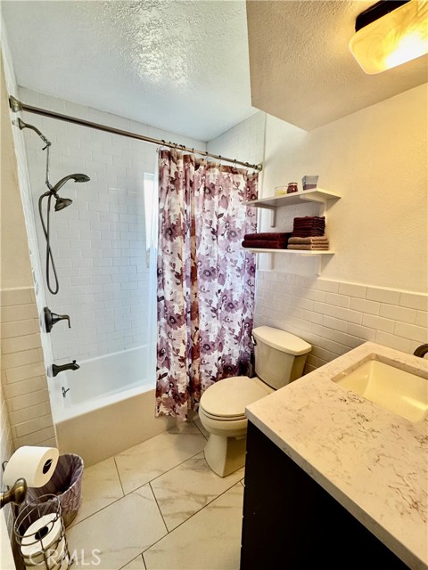 Detail Gallery Image 8 of 16 For 362 Raymor Ave, Corona,  CA 92879 - 3 Beds | 2 Baths