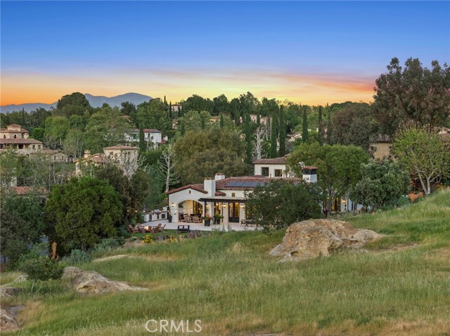 Detail Gallery Image 3 of 74 For 25 Golden Eagle, Irvine,  CA 92603 - 6 Beds | 6/1 Baths