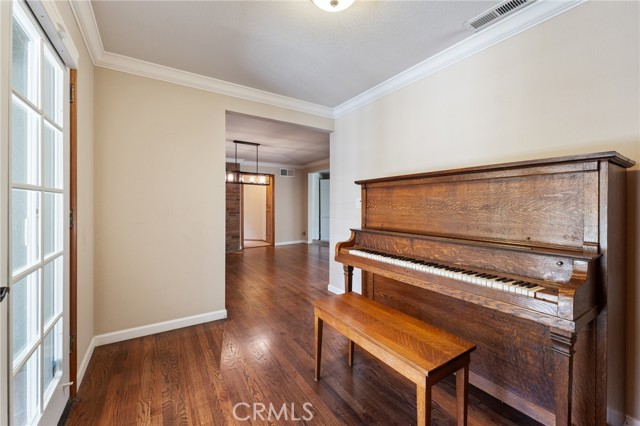 Detail Gallery Image 7 of 45 For 117 S Park Dr, Madera,  CA 93637 - 3 Beds | 2 Baths