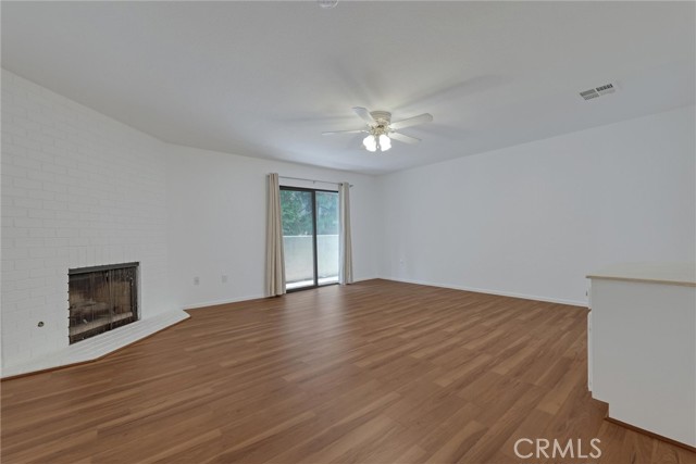 10229 Variel Avenue, Chatsworth CA: https://media.crmls.org/medias/48bd0943-4723-4a11-adde-bdc2917f4d35.jpg