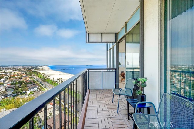 Detail Gallery Image 16 of 29 For 2999 E Ocean Bld #1940,  Long Beach,  CA 90803 - 2 Beds | 2 Baths