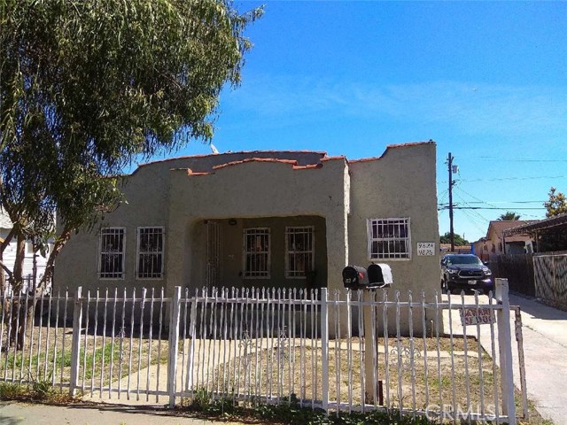 9826 Wilmington Ave, Los Angeles, CA 90002