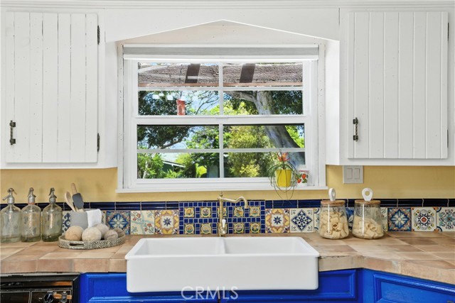 1215 S Patton Avenue, San Pedro CA: https://media.crmls.org/medias/48bd9486-9fc9-43bc-bd6b-fed0506ac649.jpg