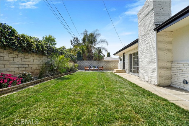Detail Gallery Image 45 of 55 For 18324 Sylvan St, Tarzana,  CA 91335 - 4 Beds | 2 Baths