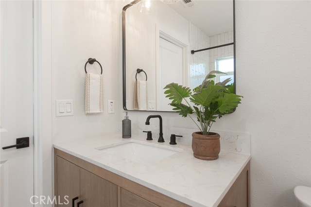 417 W Leeside, Glendora CA: https://media.crmls.org/medias/48be312f-cd54-4fd1-8dab-67ff5ebcf433.jpg