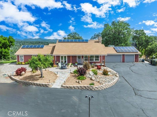 Detail Gallery Image 1 of 47 For 47527 Miami Highlands Dr, Oakhurst,  CA 93644 - 4 Beds | 2/1 Baths