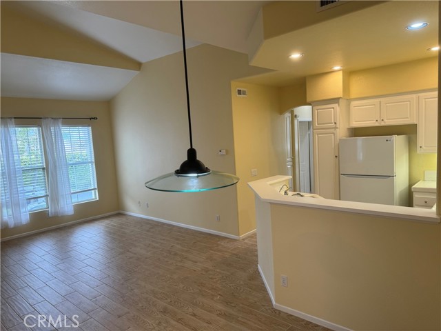 Detail Gallery Image 1 of 22 For 7723 Hazard Center Dr, San Diego,  CA 92108 - 2 Beds | 2 Baths