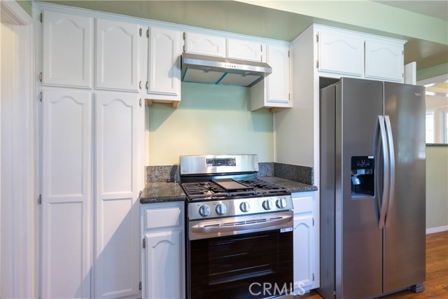 3766 Rose Avenue, Long Beach CA: https://media.crmls.org/medias/48c0ab7a-a0cc-4c6f-a155-87988d1fb629.jpg