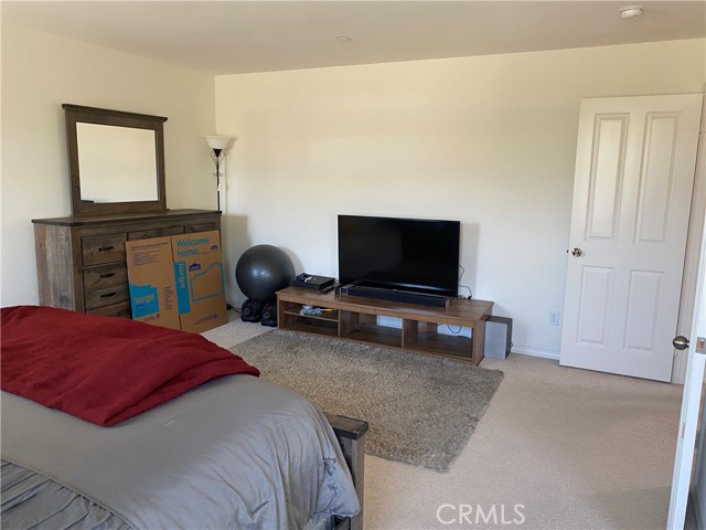17620 Comfrey Drive, San Bernardino CA: https://media.crmls.org/medias/48c1146d-e7d4-4002-a4b4-c6f8c52a3878.jpg