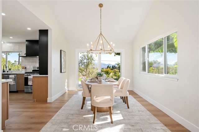 Detail Gallery Image 8 of 33 For 308 Calle Converse, Camarillo,  CA 93010 - 4 Beds | 3 Baths