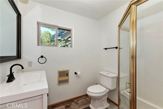 Detail Gallery Image 17 of 74 For 1101 Mound St, Big Bear City,  CA 92314 - 7 Beds | 4/2 Baths