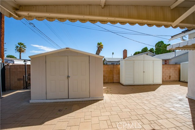 22449 Burton Street photo 32