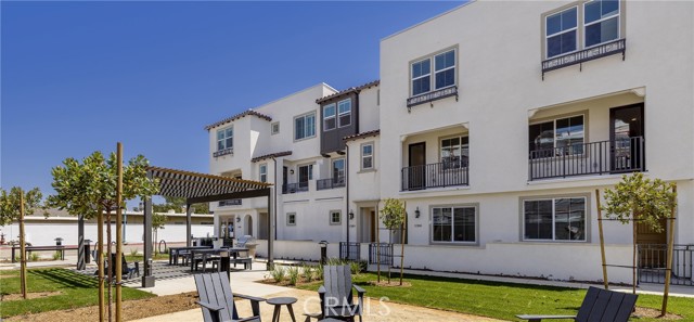 Detail Gallery Image 2 of 2 For 1305 Yannis Ct, El Cajon,  CA 92019 - 3 Beds | 2/1 Baths