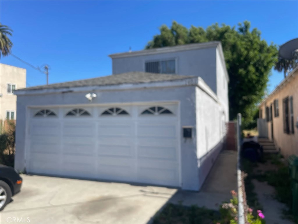 1466 W 35th Street