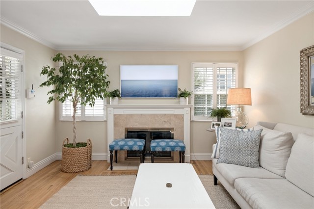 2825 Valley Drive, Manhattan Beach, California 90266, 4 Bedrooms Bedrooms, ,2 BathroomsBathrooms,Residential,Sold,Valley,SB21214274