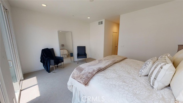 Detail Gallery Image 22 of 38 For 359 E Broadway, Long Beach,  CA 90802 - 2 Beds | 2/1 Baths