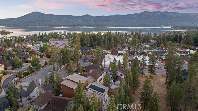 807 Cameron Drive, Big Bear Lake, CA 92315