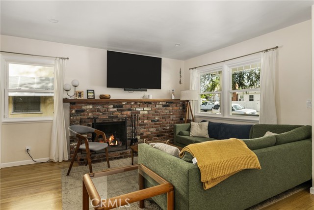 Detail Gallery Image 10 of 44 For 309 E 46th, Long Beach,  CA 90807 - 4 Beds | 2 Baths