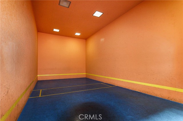 Detail Gallery Image 17 of 19 For 5545 Canoga Ave #320,  Woodland Hills,  CA 91367 - 1 Beds | 1 Baths