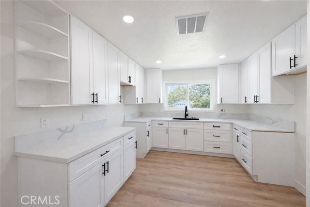 Detail Gallery Image 3 of 10 For 1308 Bussey, San Bernardino,  CA 92405 - 4 Beds | 2 Baths