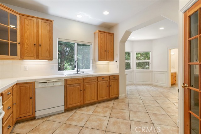 Detail Gallery Image 13 of 33 For 28591 Wabash Dr, Lake Arrowhead,  CA 92352 - 3 Beds | 2/1 Baths
