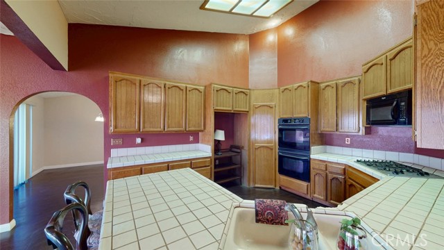 Detail Gallery Image 23 of 65 For 13889 Olathe Rd, Apple Valley,  CA 92307 - 5 Beds | 2/1 Baths