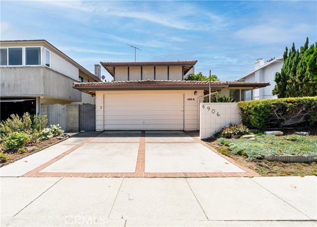 Detail Gallery Image 1 of 38 For 4906 Garnet St, Torrance,  CA 90503 - 4 Beds | 3 Baths