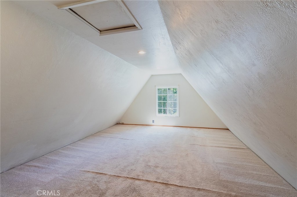 https://media.crmls.org/medias/48c6828c-82a3-4cc9-a118-b4389436c8d1.jpg?preset=X-Large