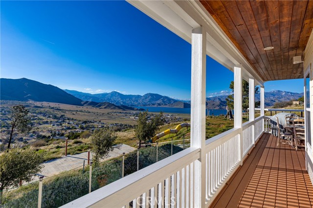 Detail Gallery Image 13 of 69 For 3565 Shadow Mountain Drive, Lake Isabella,  CA 93240 - 4 Beds | 4 Baths