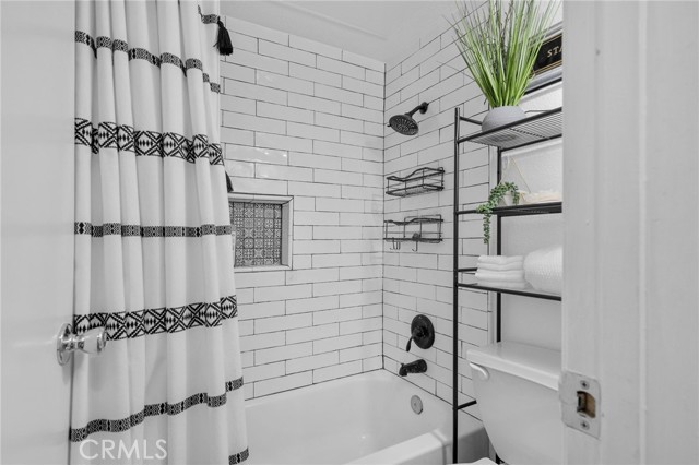 Image 7 of 17 For 10655 Lemon Avenue 3511