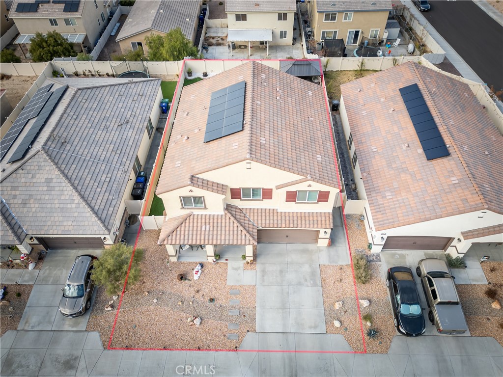 https://media.crmls.org/medias/48c7b038-f3d8-4562-8834-1a46d7a77abf.jpg?preset=X-Large