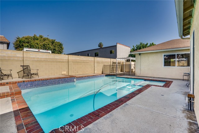 Detail Gallery Image 28 of 33 For 6761 Rook, Huntington Beach,  CA 92647 - 4 Beds | 2 Baths