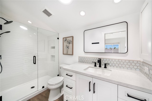 Detail Gallery Image 32 of 45 For 17551 Griffith, Huntington Beach,  CA 92649 - 4 Beds | 3 Baths