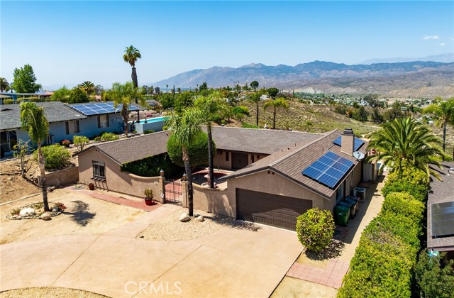 44940 Viejo Drive, Hemet CA: https://media.crmls.org/medias/48c8e00b-ccb5-4d94-845b-769f7acc0440.jpg