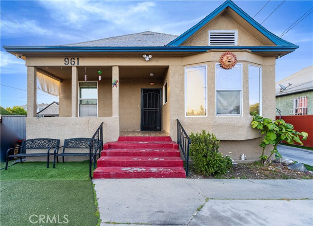 Detail Gallery Image 1 of 31 For 961 E 41st Pl, Los Angeles,  CA 90011 - 3 Beds | 1 Baths