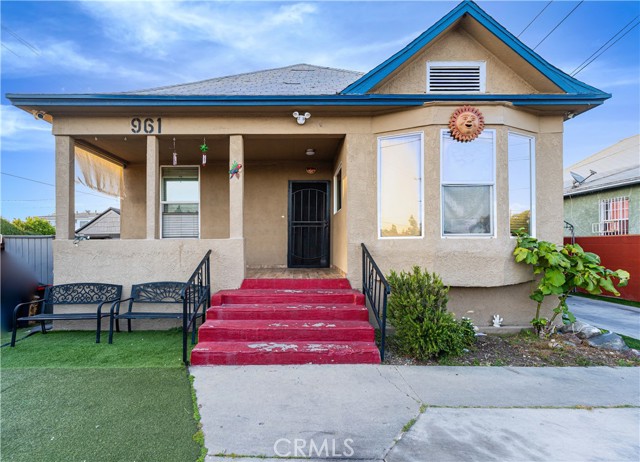 Detail Gallery Image 1 of 31 For 961 E 41st Pl, Los Angeles,  CA 90011 - 3 Beds | 1 Baths