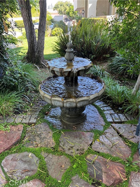 10692 Albany Circle, Villa Park CA: https://media.crmls.org/medias/48c9a1ce-7d0b-4931-9160-5956cbaefd09.jpg
