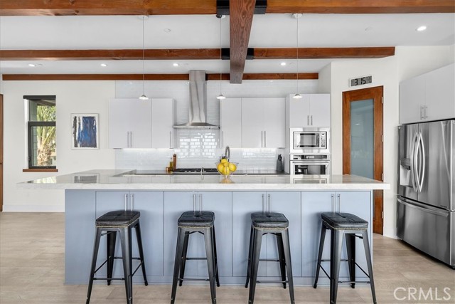 1032 6th, Hermosa Beach, California 90254, 4 Bedrooms Bedrooms, ,3 BathroomsBathrooms,Residential,Sold,6th,SB22136354