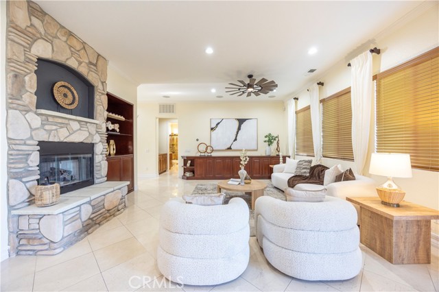 12920 Evermay Court, Rancho Cucamonga CA: https://media.crmls.org/medias/48ca8754-ff47-4853-a722-925a6c1a6206.jpg