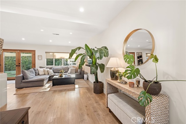 3 Bed Home for Sale in Los Angeles, California