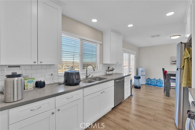 Detail Gallery Image 14 of 36 For 581 Starlight St, Barstow,  CA 92311 - 3 Beds | 2 Baths