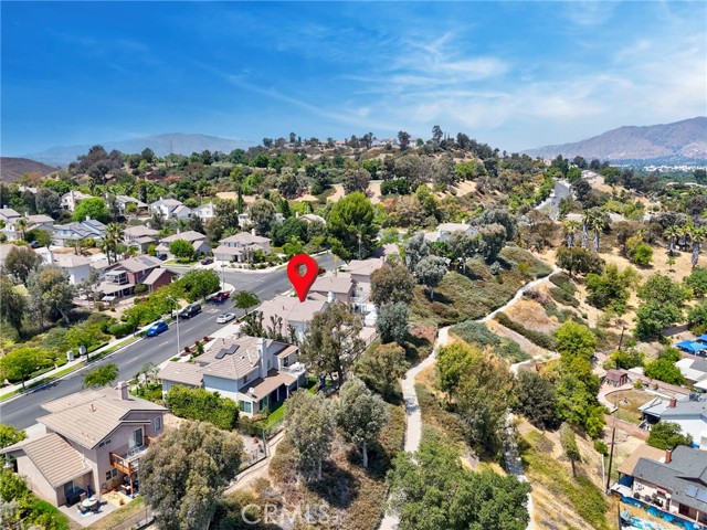 11930 Edgecliff Avenue, Sylmar CA: https://media.crmls.org/medias/48cde1c2-36e8-4d6d-bcf6-175827855074.jpg